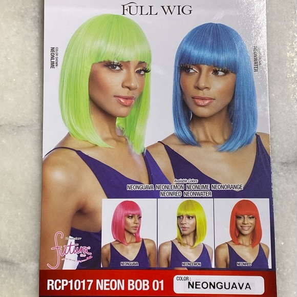 NWT-  NEON PINK STRAIGHT ROUNDED CHINA BANG BOB by - Mane Concept Futura - Picture 6 of 10